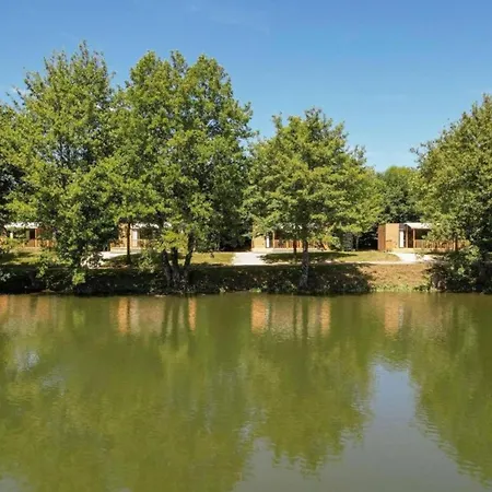 Casa de Férias Near Saint-medard-d'excideuil *